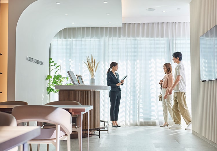 STEP 01 お問合せ方法・ご予約、ご来店&オンライン相談