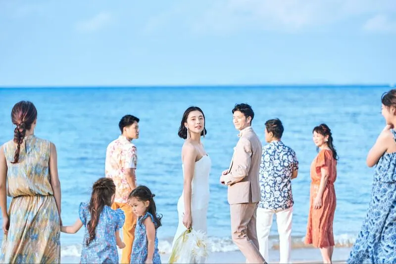 沖縄の結婚式はかりゆしウェアで参列しても大丈夫?