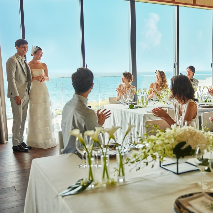 リゾートウエディングも憧れるけど、たくさんのゲストを呼びたい！そんな方におすすめの1.5次会って？