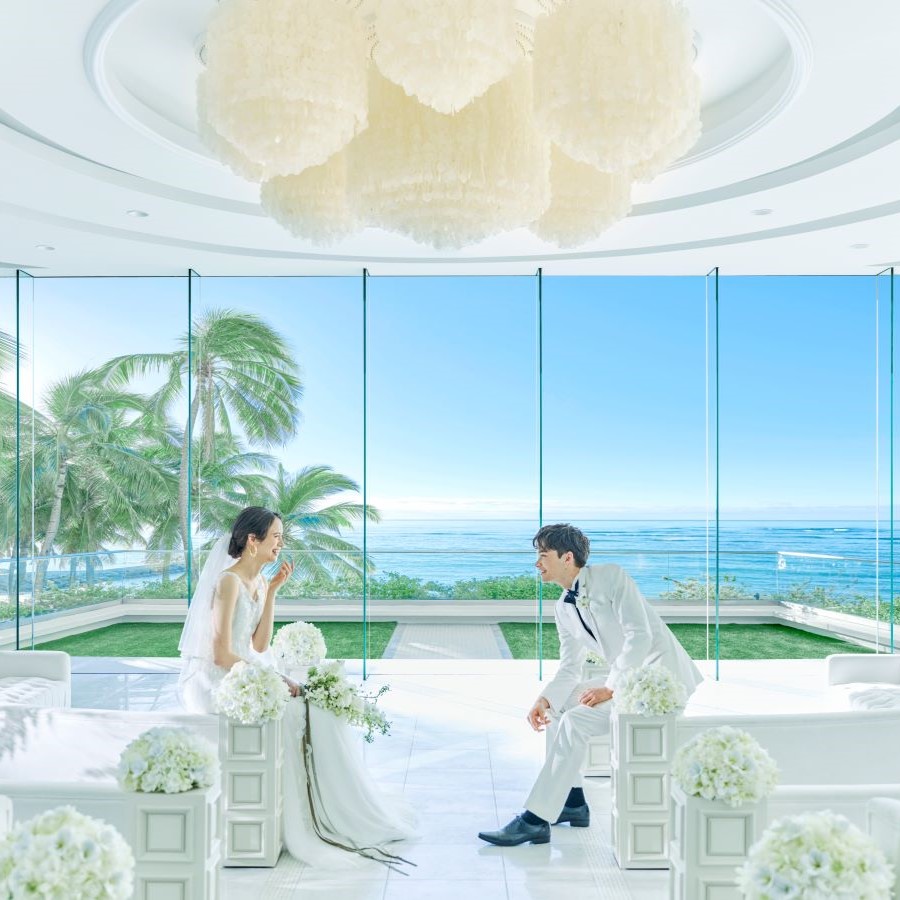 【先輩カップルに聞く！】初めての海外でリゾートウエディング…あると便利なお役立ちアイテムはコレ！