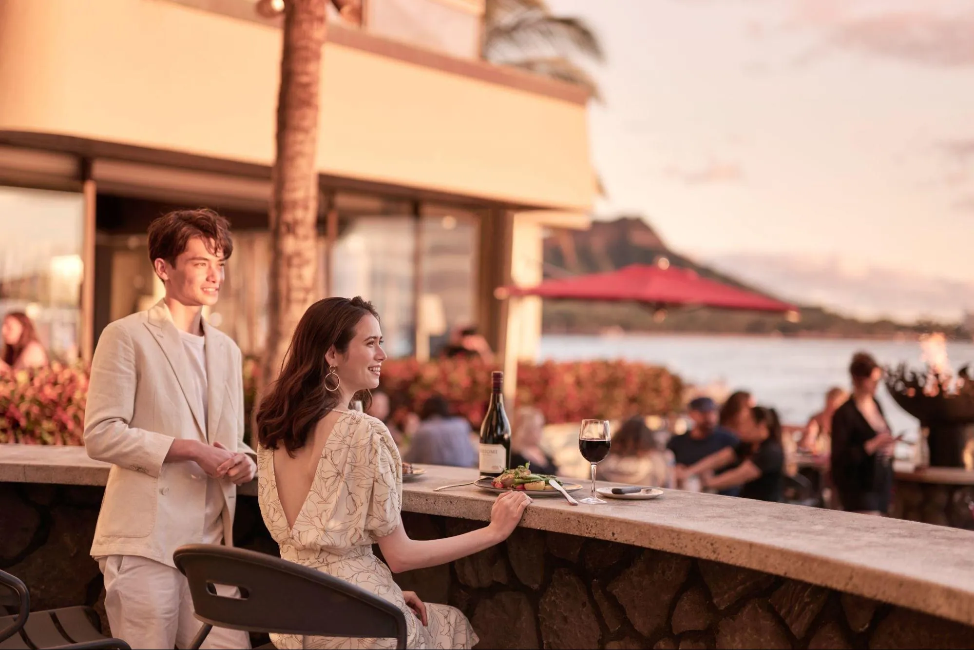 フォーマルは「ジャケット・リゾートフォーマル」