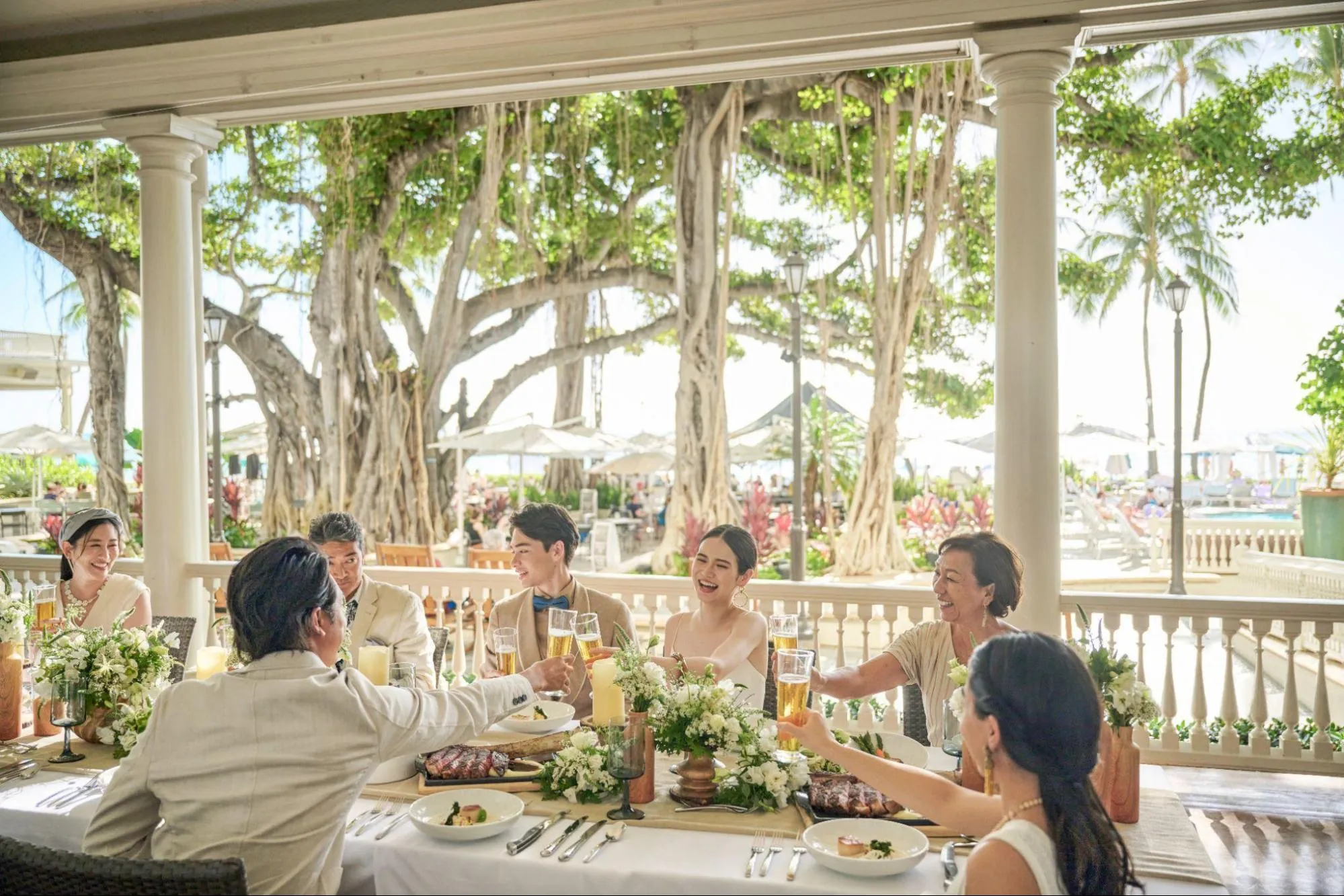 フォーマルは「リゾートドレス・セミフォーマル」